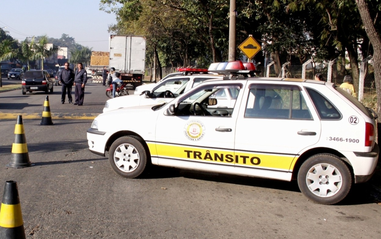 201952_Agentes trânsito